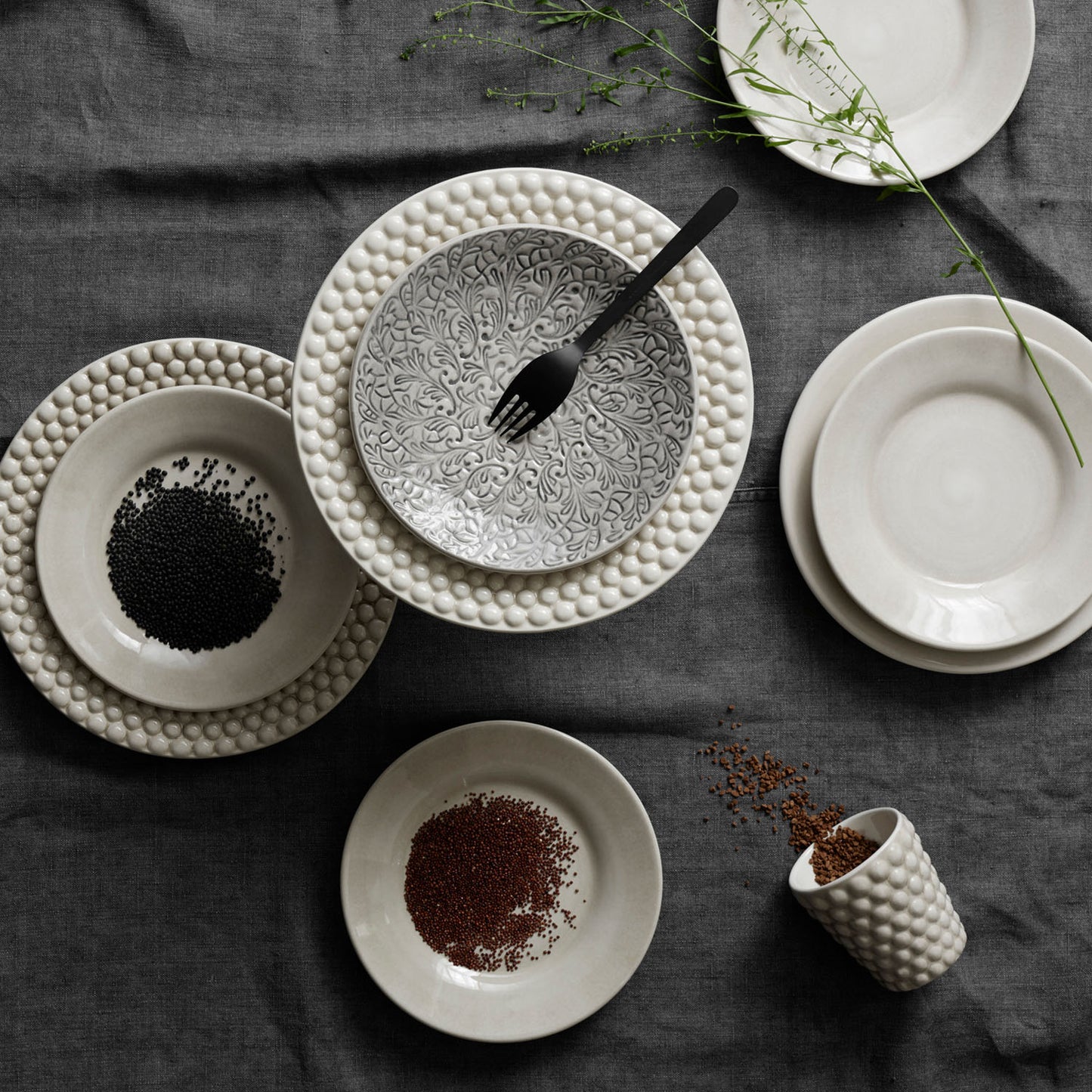 Basic Plate 25 cm Sand