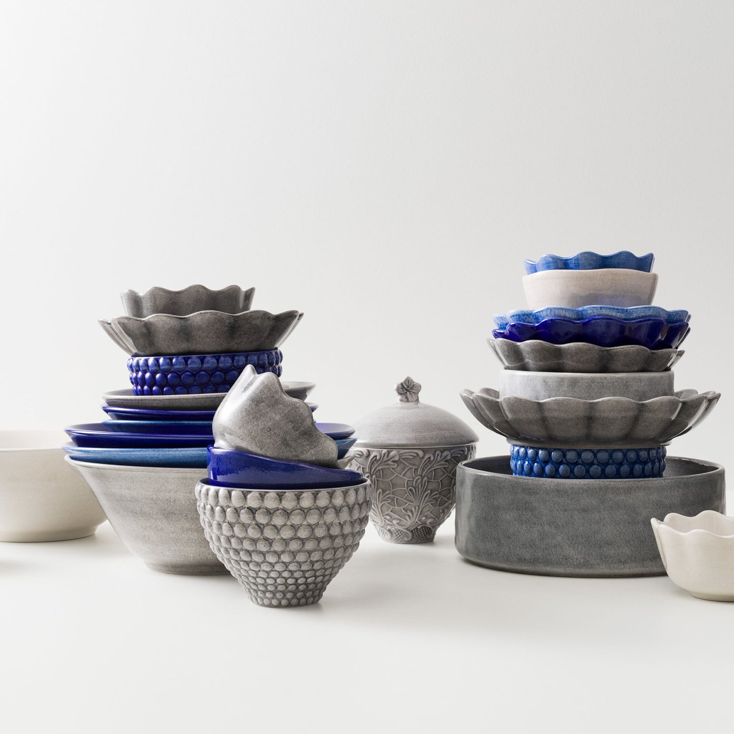 Bubbles Bowl 13 cm / 60 cl Grey