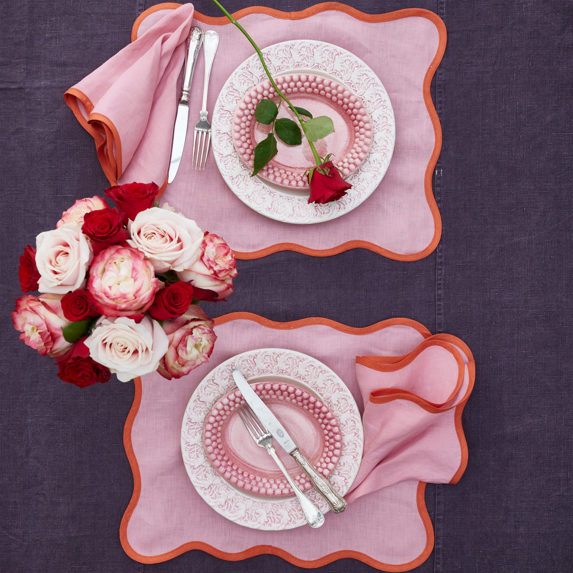 Bubbles Plate 20 x 16 cm Pink