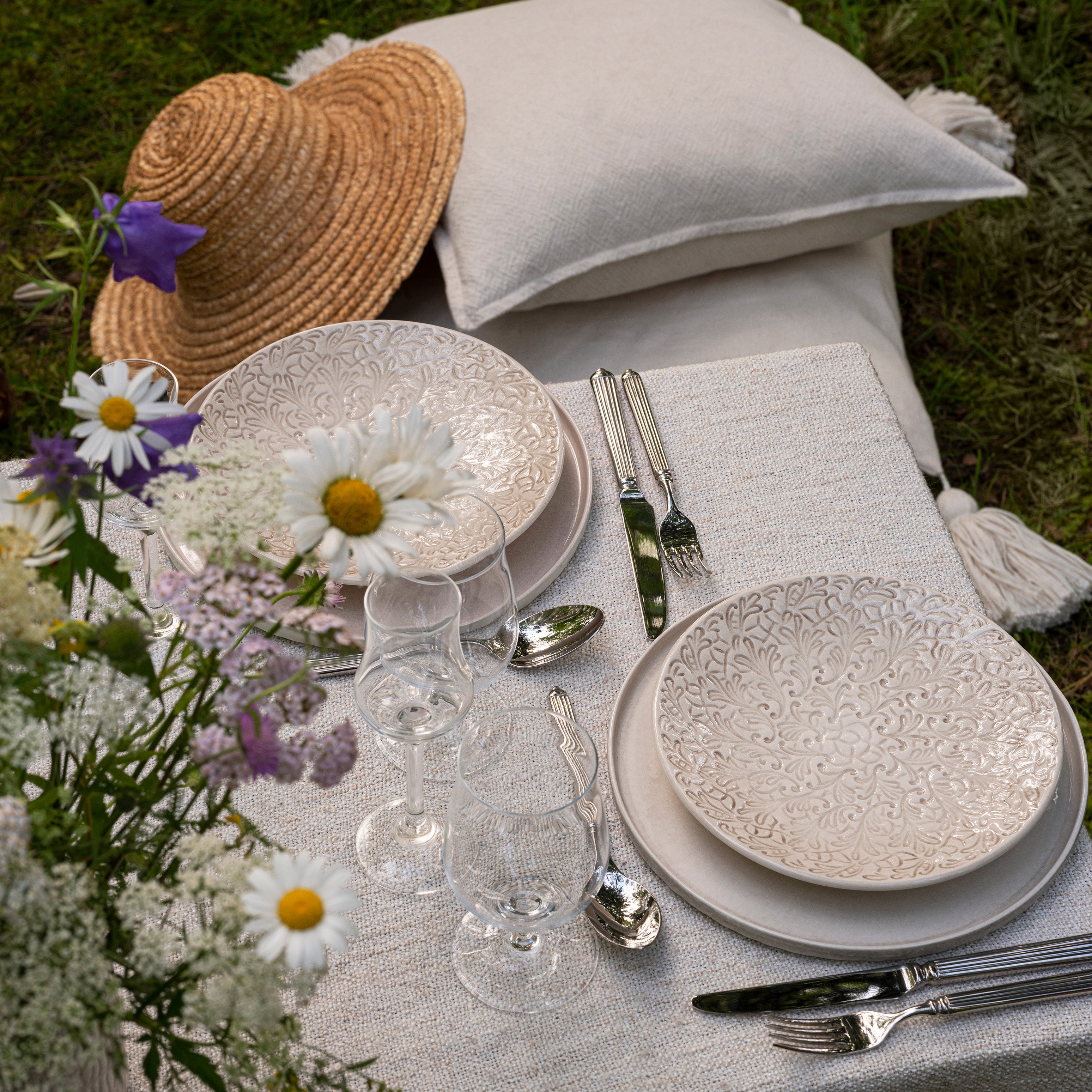 Lace Plate 20 cm Sand