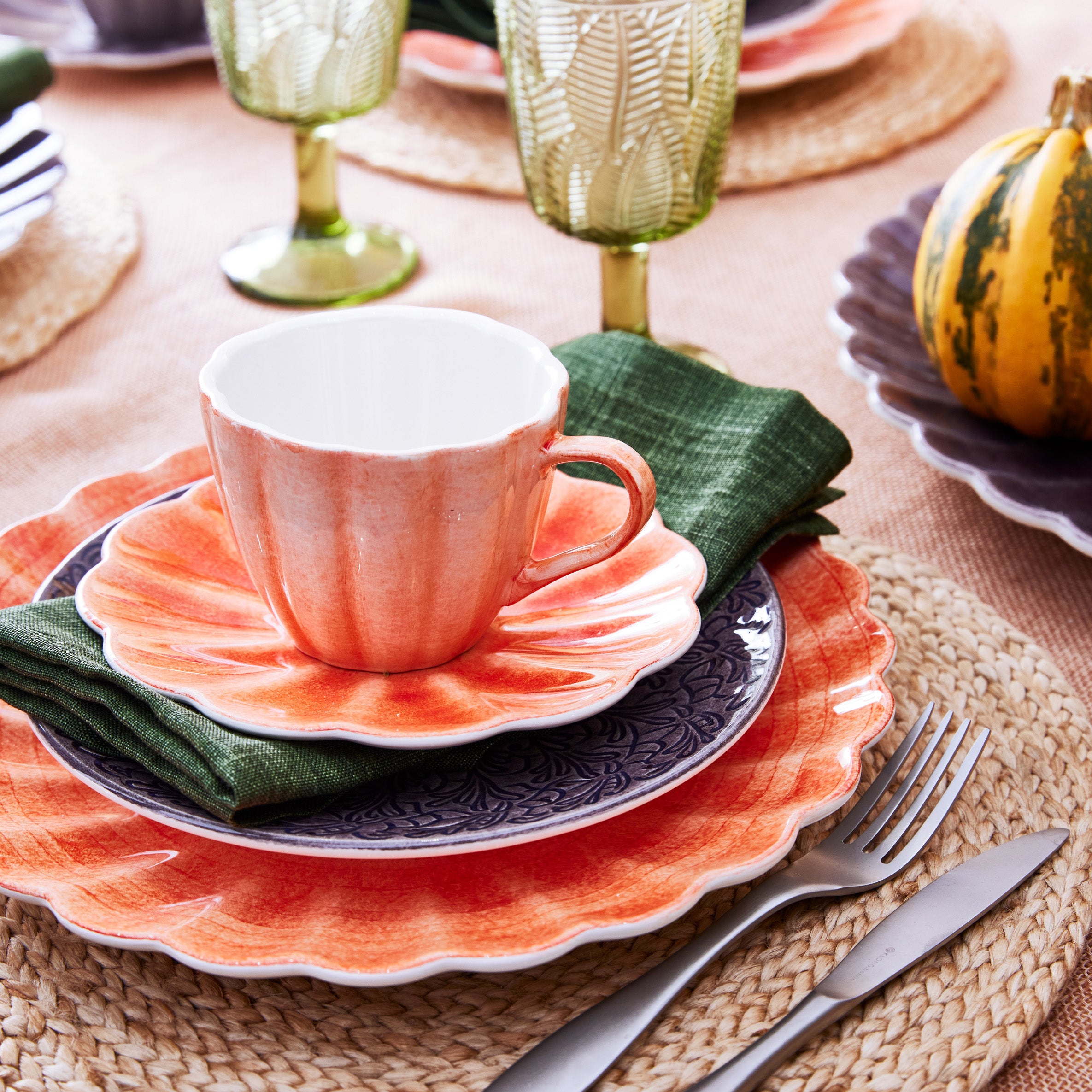 Oyster Cup and Saucer 25 cl Orange